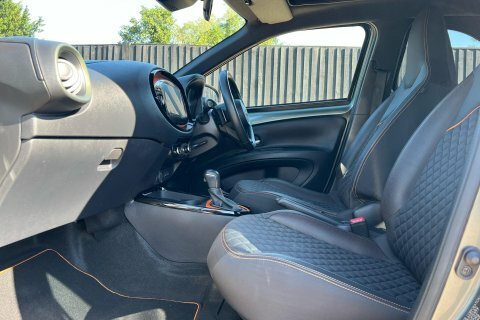 Toyota Aygo X 1.0 Vvt-i Edge Euro 6 Ss Beige #16