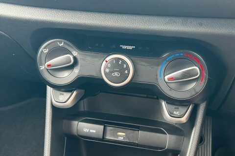 Kia Picanto Hatchback Black #27