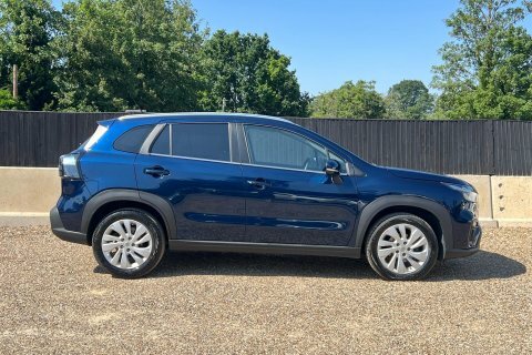 Suzuki S Cross 2023 73 Motion #5