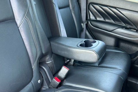 Mitsubishi Outlander Suv Black #37