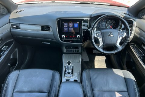 Mitsubishi Outlander Suv Black #10