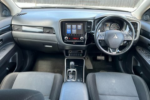 Mitsubishi Outlander 2021 21 Design #3
