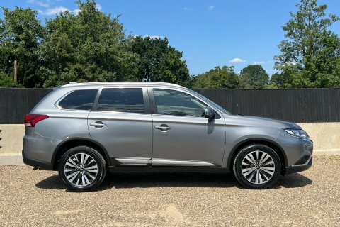 Mitsubishi Outlander 2021 21 Design #6