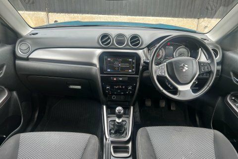 Suzuki Vitara 2023 23 Sz-t #3