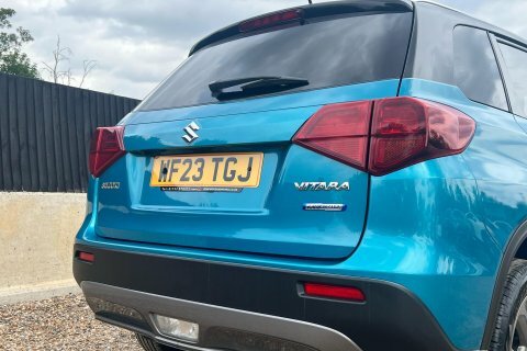 Suzuki Vitara 1.4 Boosterjet Mhev Go KM73MUA White #10