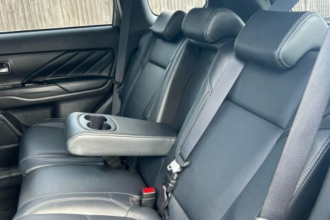 Mitsubishi Outlander 2.4 Phev Verve Brown #38