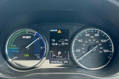 Mitsubishi Outlander 2.4 Phev Verve Brown #18