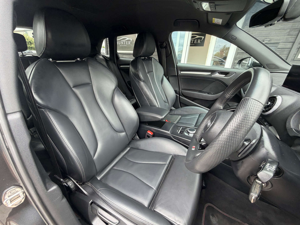 Audi S3 Sportback Tfsi Black Edition Quattro 4Wd Grey #2