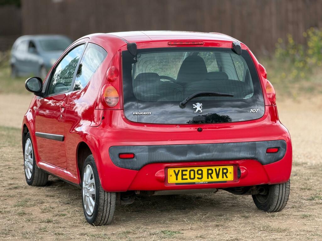 Peugeot 107 1.0 Urban Red #17