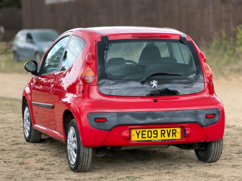 Peugeot 107 1.0 12V Urban 2 Tronic Euro 4 Red #4