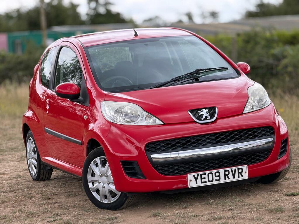Peugeot 107 1.0 Urban Red #10