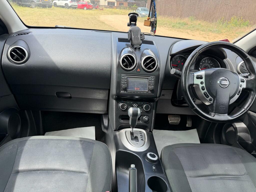 Nissan Qashqai+2 Diesel Black #18
