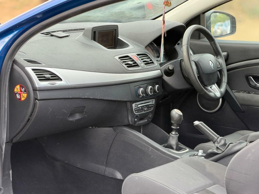 Renault Megane 1.5 Dci Dynamique Tomtom Euro 4 Blue #6