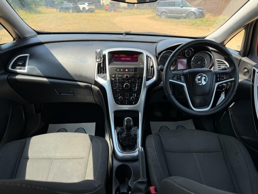 Vauxhall Astra 1.6I Vvt 115 Ps Energy Hatchback Grey #22