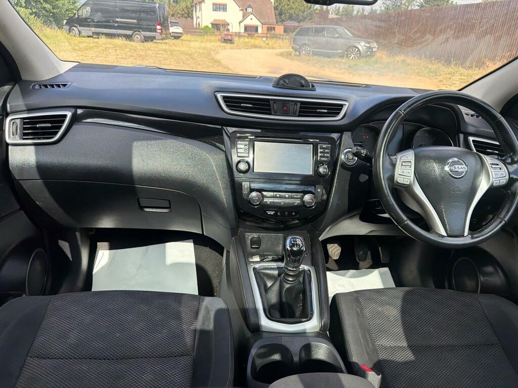 Nissan Qashqai Qashqai Tekna Dci 4X4 White #6