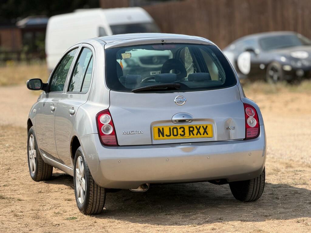 Nissan Micra 1.0 E Gold #14