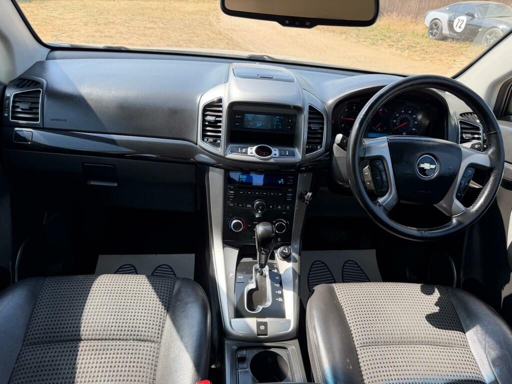 Chevrolet Captiva 2.2 Vcdi Lt 4Wd Euro 5 7 Seats White #6
