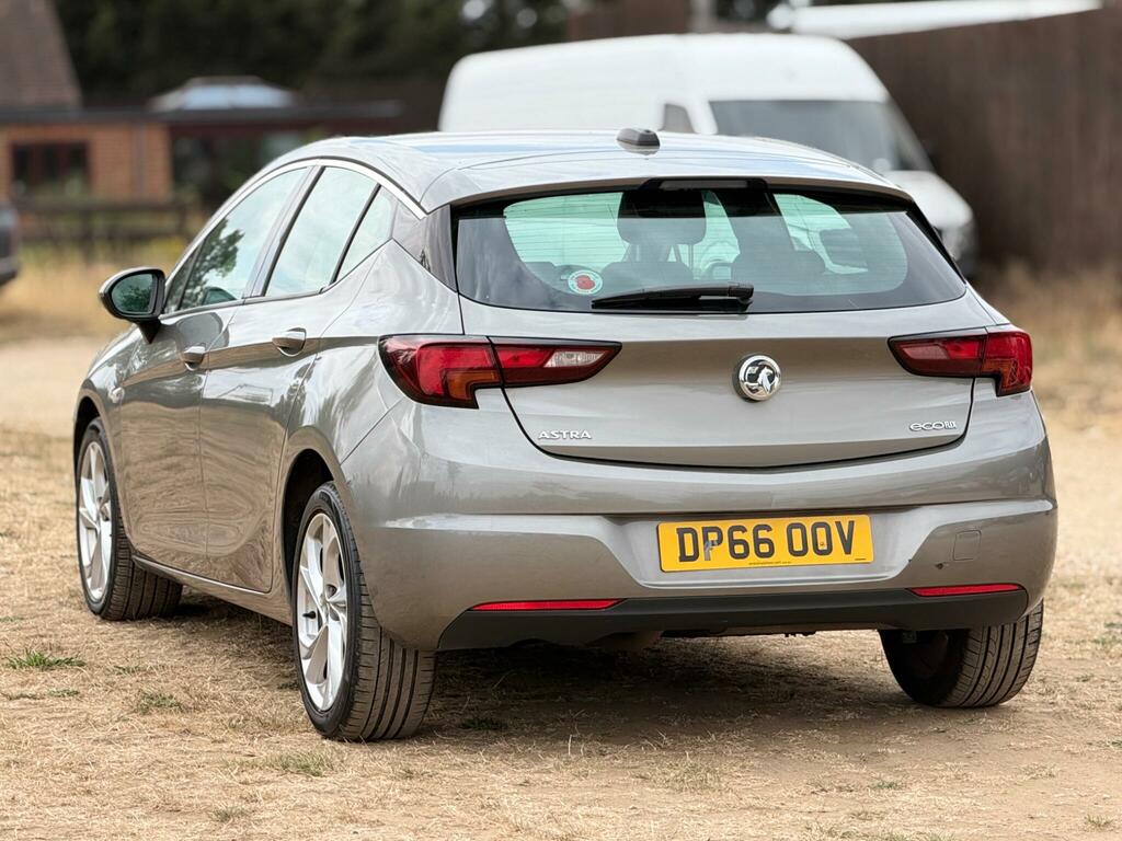 Vauxhall Astra Estate Silver #16