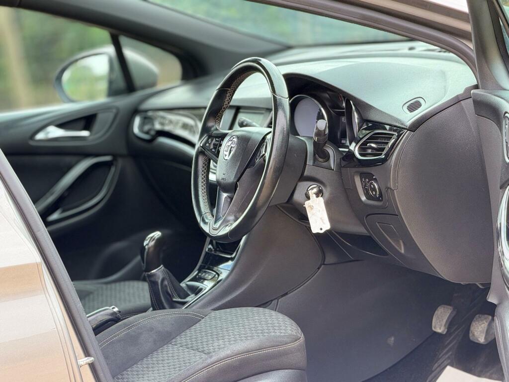 Vauxhall Astra Estate Silver #13