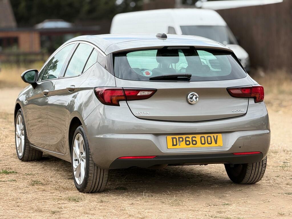 Vauxhall Astra Estate Silver #4