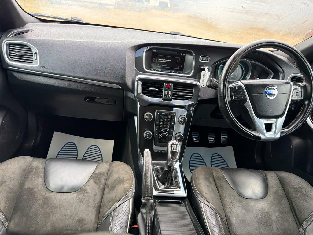 Volvo V40 2.0 D3 R-design Nav Euro 5 Ss Black #6