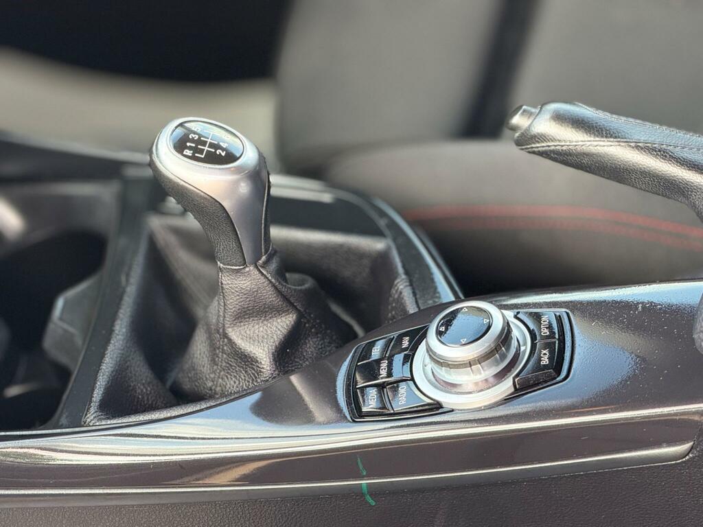 BMW 1 Series 118D M Sport Shadow Ed Step #22