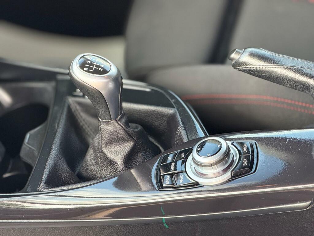 BMW 1 Series 118D M Sport Shadow Ed Step #12