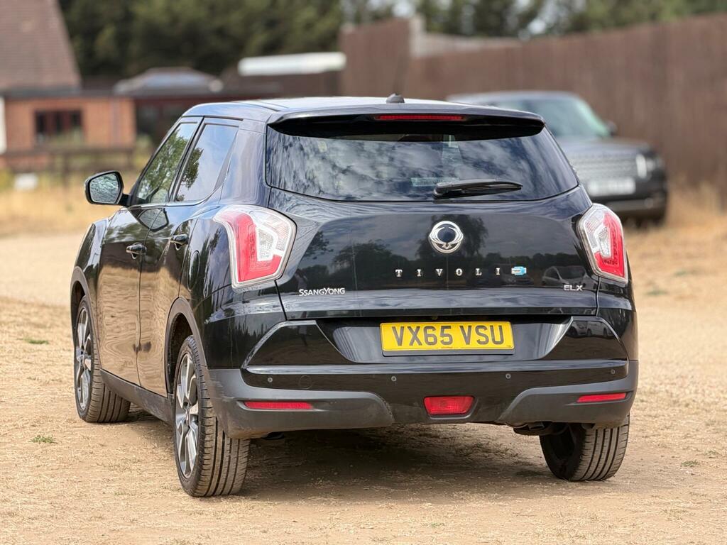 SsangYong Tivoli 1.6 E-xdi Elx Euro 6 Black #4
