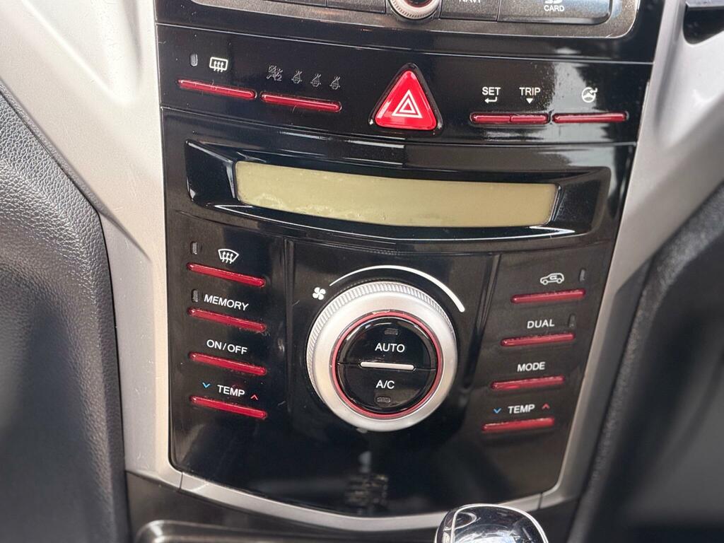 SsangYong Tivoli 1.6 Ultimate Grey #13