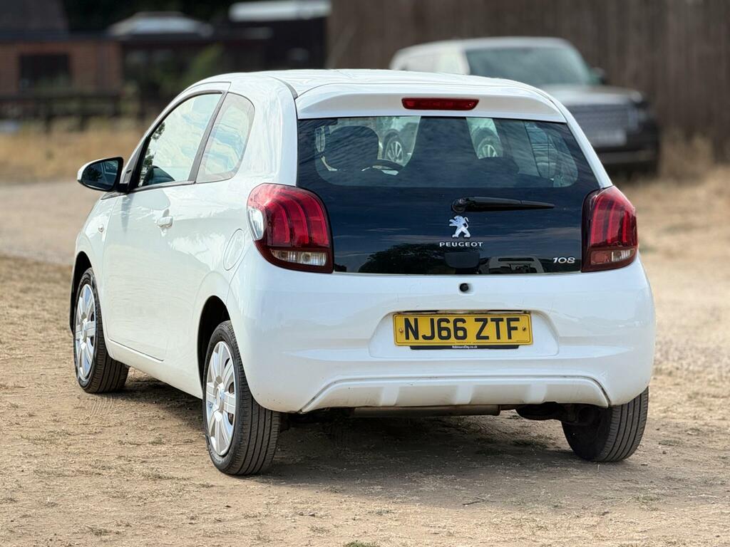 Peugeot 108 Collection Green #18