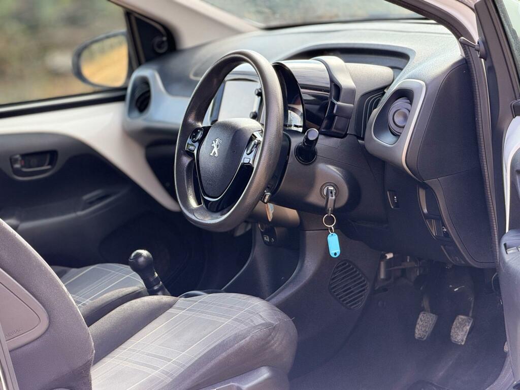 Peugeot 108 Collection Green #19