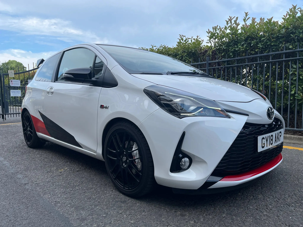 Toyota Yaris 1.8 Dual Vvt-i Grmn Hatchback Eu Black #4