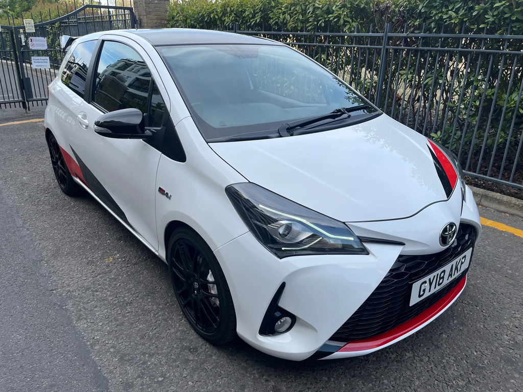 Toyota Yaris 1.8 Dual Vvt-i Grmn Hatchback Eu Black #2
