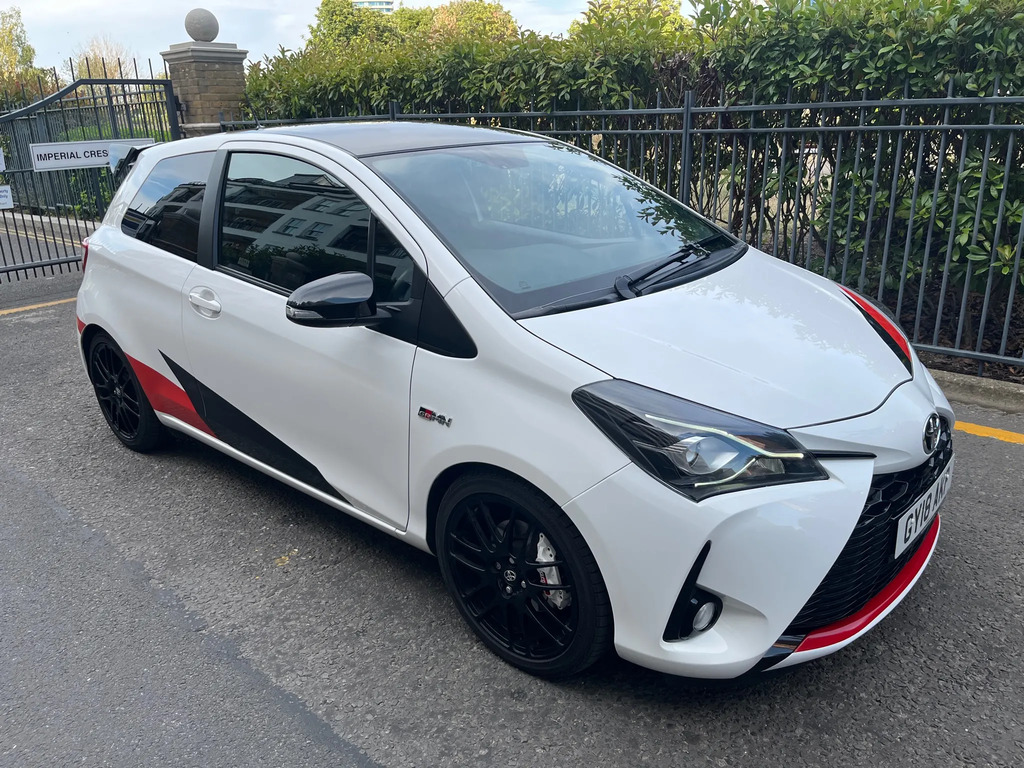 Toyota Yaris 1.8 Dual Vvt-i Grmn Hatchback Eu Black #6