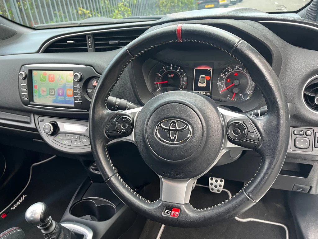 Toyota Yaris 1.5 Vvt-i Y20 Cvt Bi-tone Black #29
