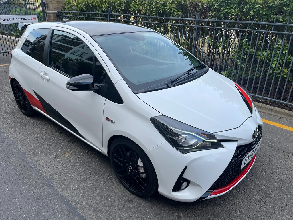 Toyota Yaris 1.5 Vvt-i Y20 Cvt Bi-tone Black #13