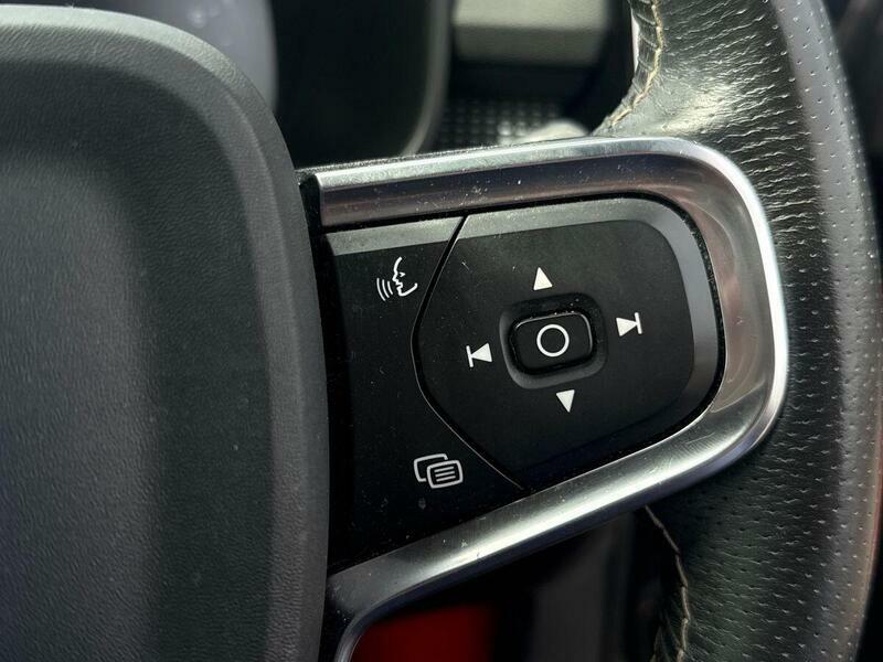 Volvo XC40 1.5 T3 163 Inscription Geartronic Blue #25