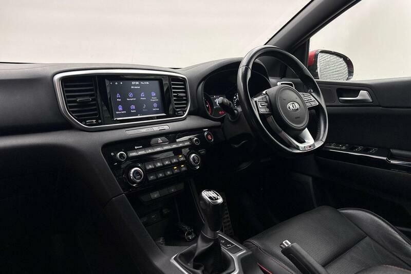 Kia Sportage 1.6 Gdi 2 Suv Euro 6 Ss 130 Black #5
