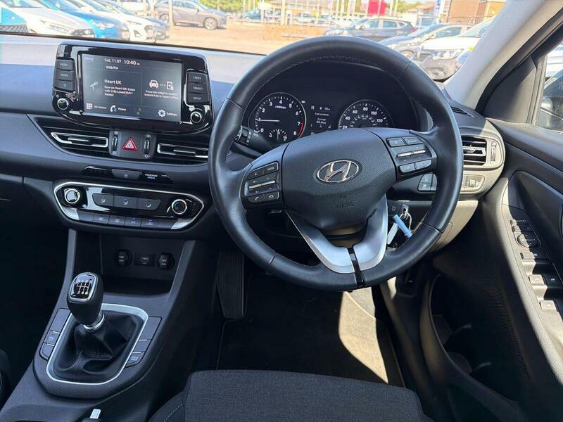 Hyundai I30 1.0 T-gdi Mhev Se Connect Tourer Hybrid Grey #12