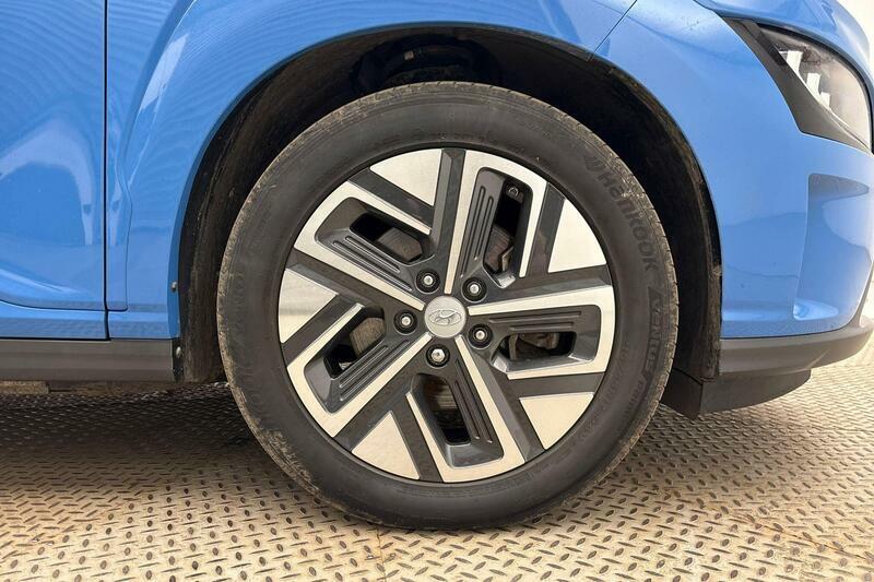 Hyundai Kona 39Kwh Premium 10.5Kw Charger Blue #4