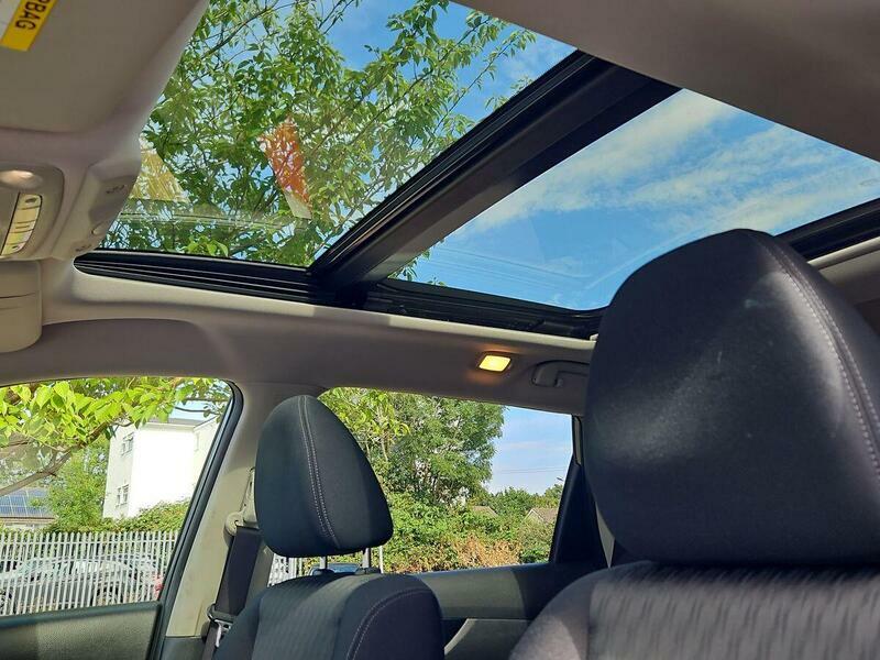 Nissan X-Trail Suv Red #29