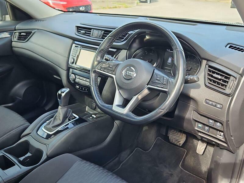 Nissan X-Trail Suv Red #11