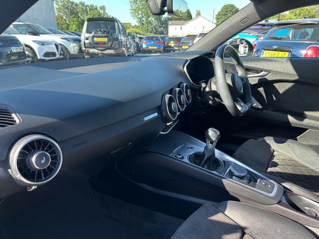 Audi TT 2.0 Tfsi 45 Black Edition Euro 6 Ss #6