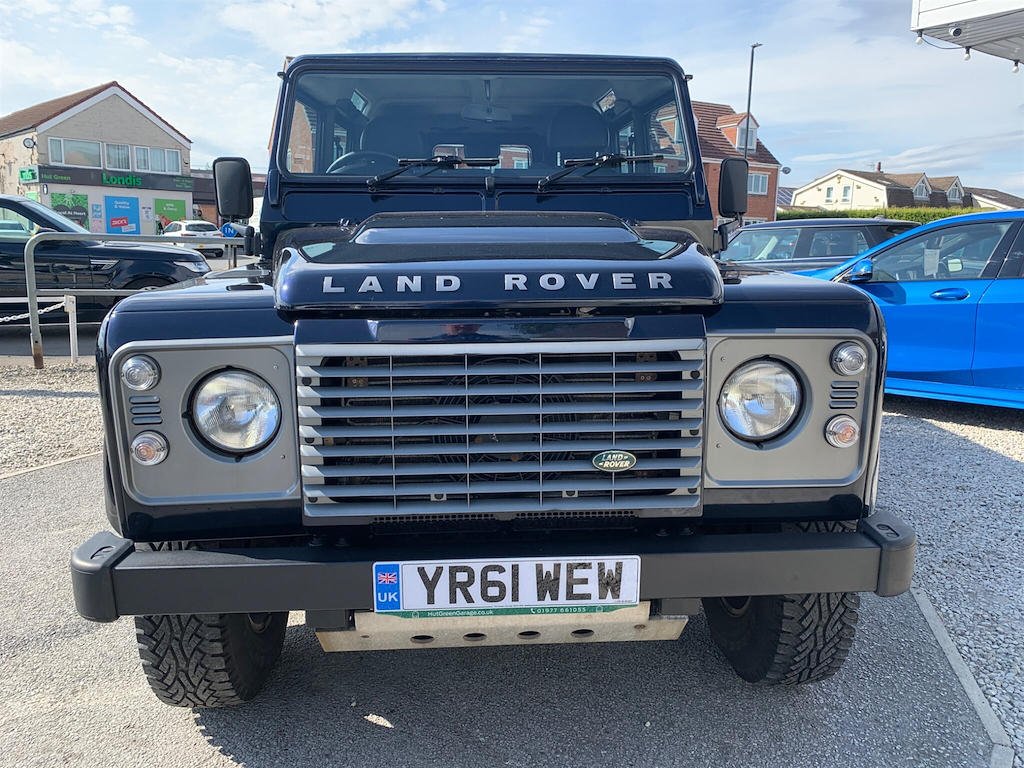 Land Rover Defender 110 2.4 Tdci Xs Utility Wagon 4Wd Mwb Euro 4  #2