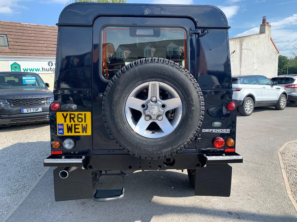 Land Rover Defender 110 110 2.4 Tdci Utility Wagon 4Wd Mwb Euro 4 White #8