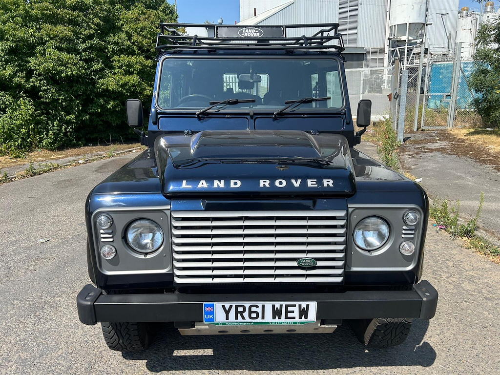 Land Rover Defender 110 Diesel Brown #5