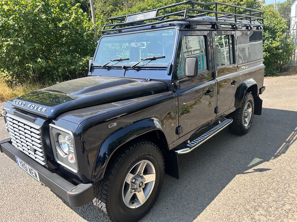 Land Rover Defender 110 Diesel Brown #2