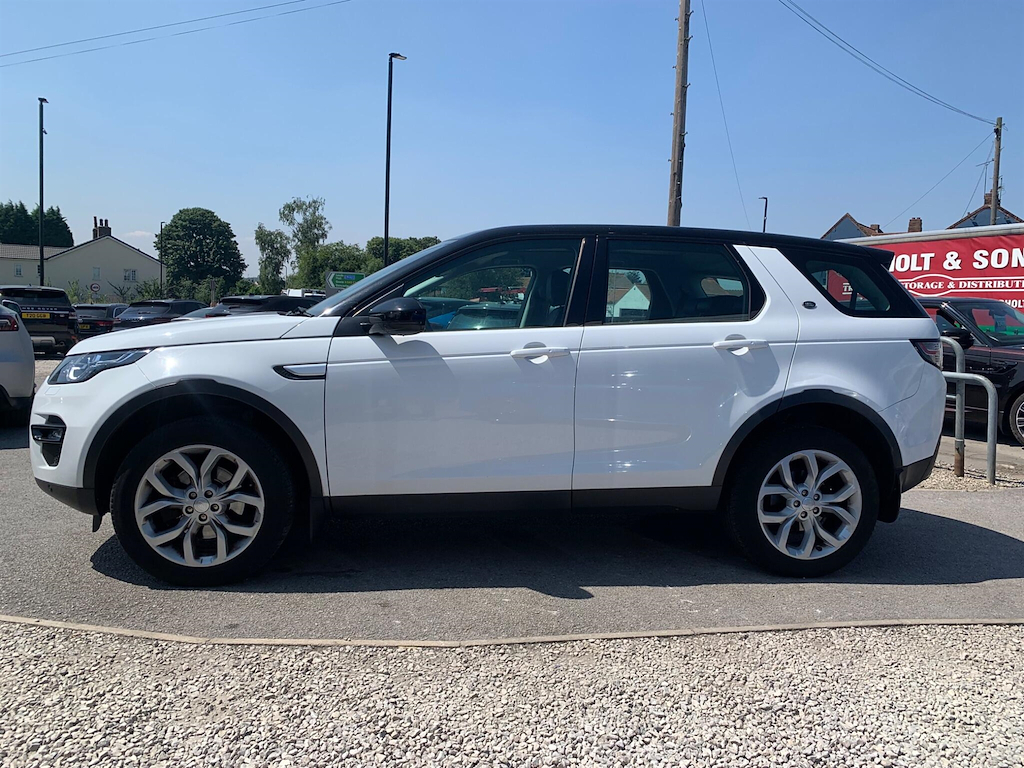 Land Rover Discovery Sport 2.0 Td4 Hse 4Wd Euro 6 Ss White #5