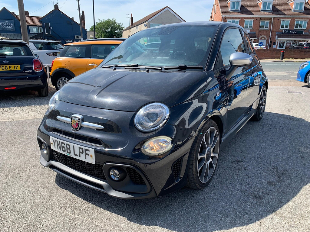 Abarth 595 1.4 T-jet Turismo Euro 6 Black