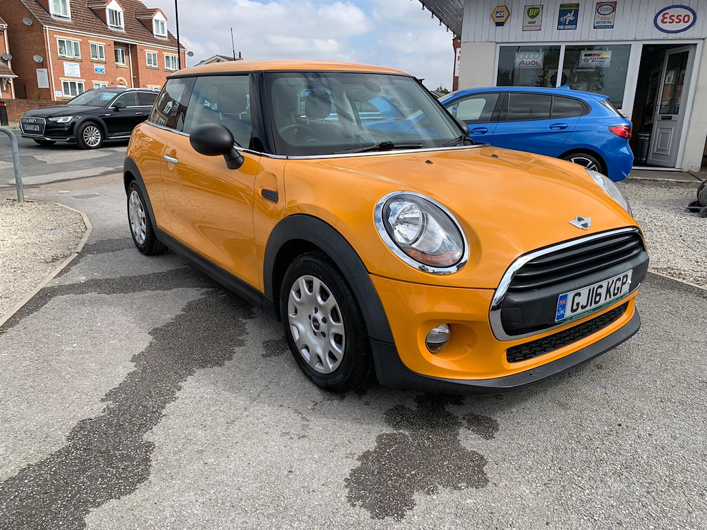 Mini Hatch 1.2 One Euro 6 Ss 